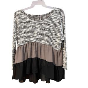 Bellami sweater/top ruffles tunic size M